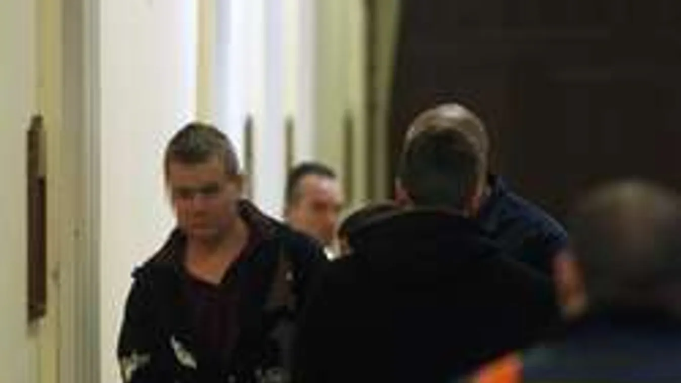 Először járt bent fiánál a körúti robbantó apja, megijedt attól, amit látott