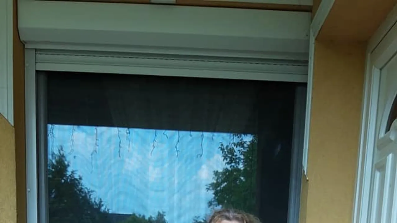 Elképesztő bravúrral segít a hős, otthonrekedt magyar mentőtiszt a tanácstalan covid-betegeken