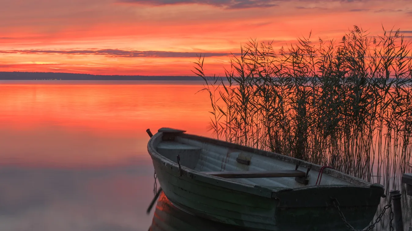 Egy szálloda, ahonnan egyszerre látszik a Balaton, a Badacsony és Szigliget