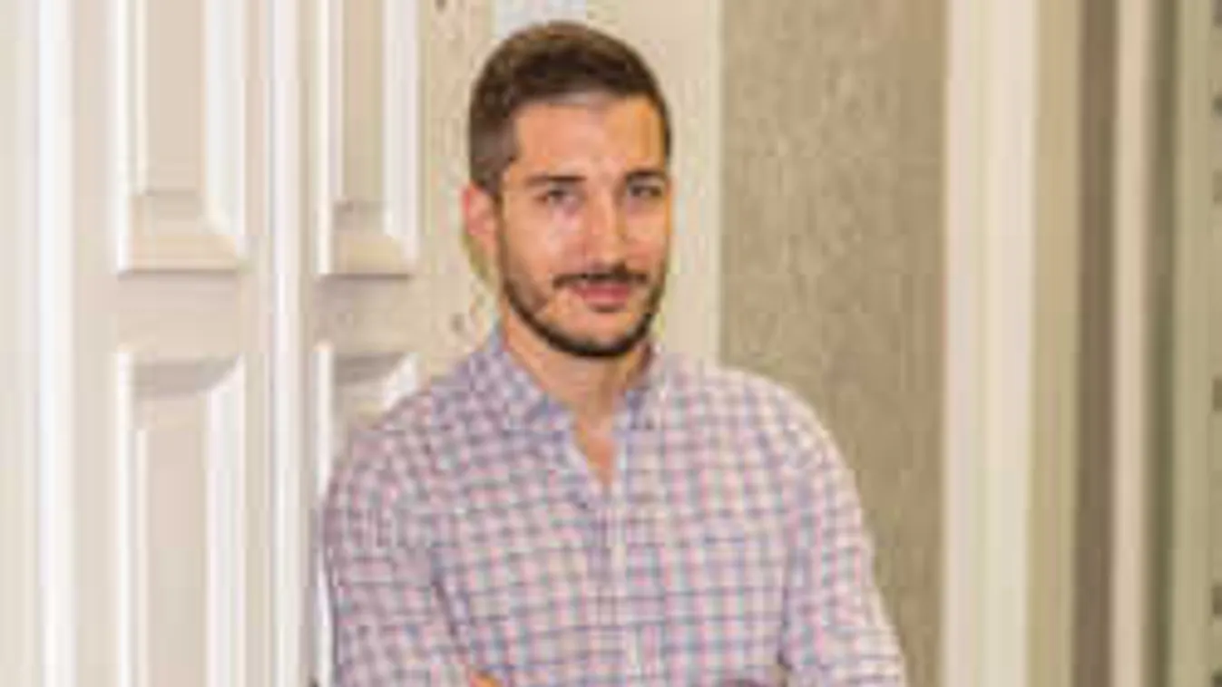 A magyar énekes elárulta: hamarosan apa lesz!