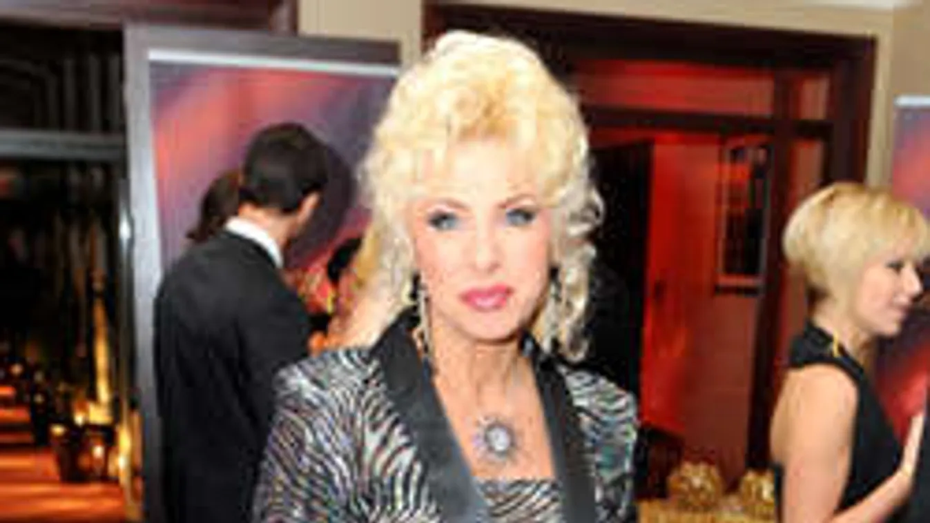 Váratlan diagnózis: Műteni kell Medveczky Ilonát!