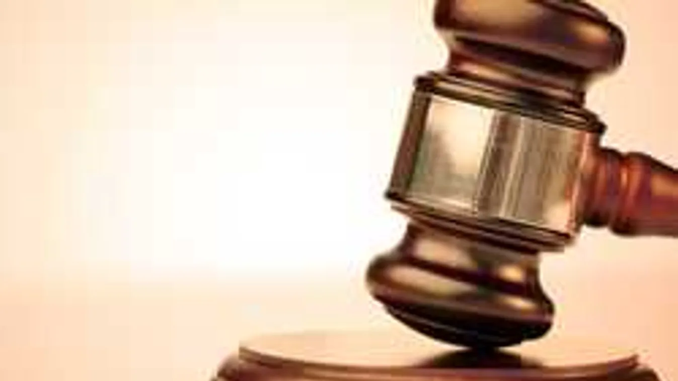 Dráma a pusztaszeri reptéren: maradandó károsodást okozott a pilóta