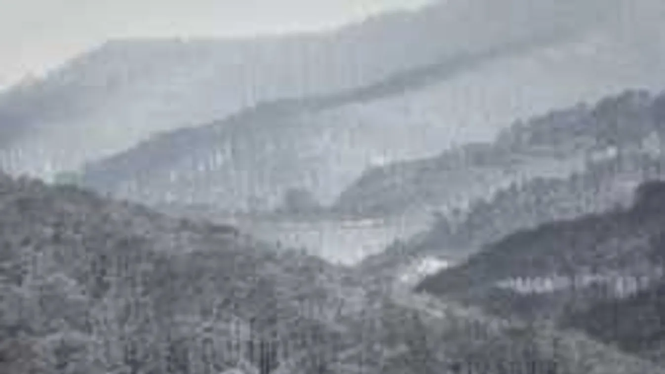 Elképesztő felvételek: így csapott le a tél az országra