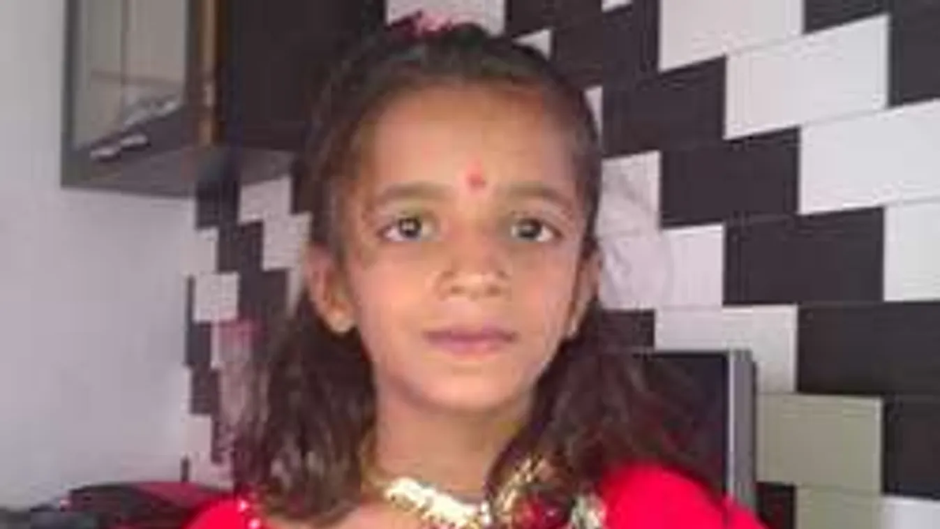 Horror: Óriáshangyák költöztek a kislány fülébe 18+