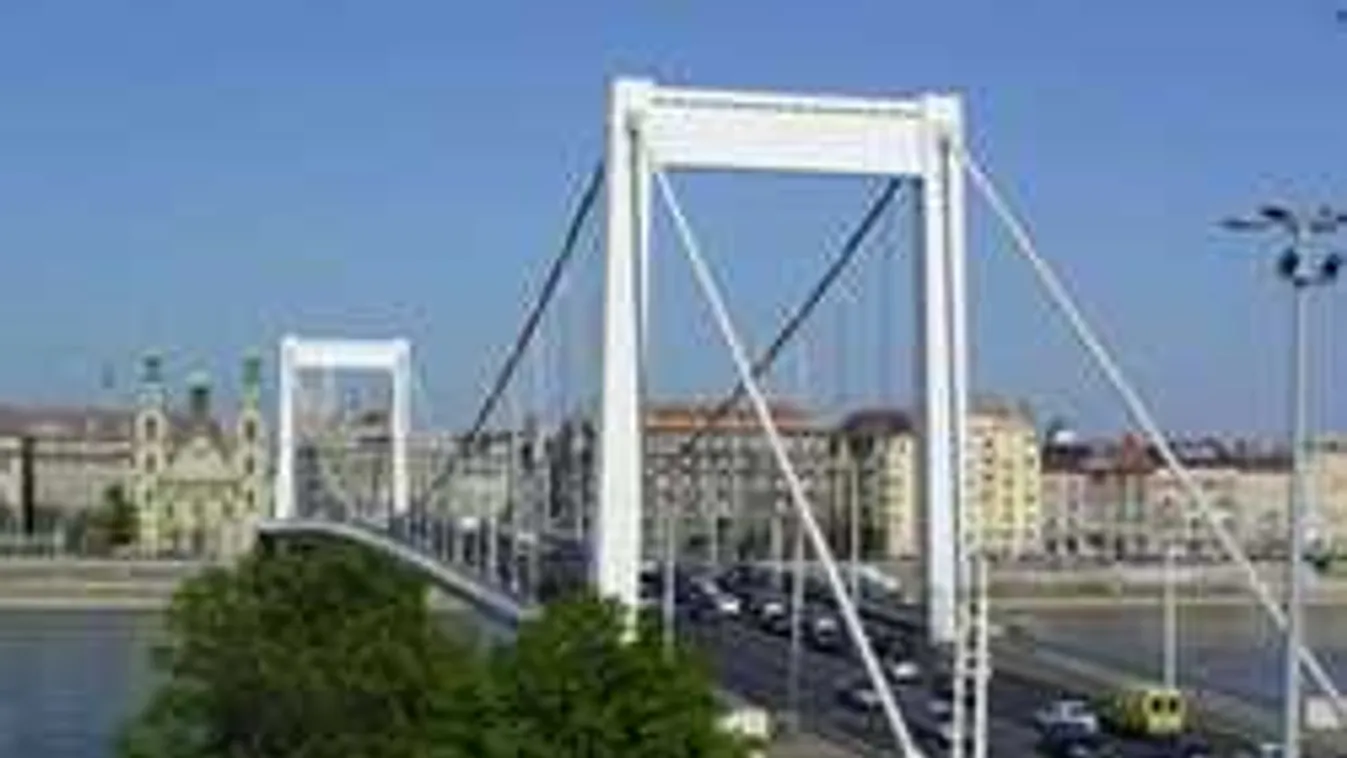 Titokzatos holttestet emeltek ki a Dunából az Erzsébet hídnál