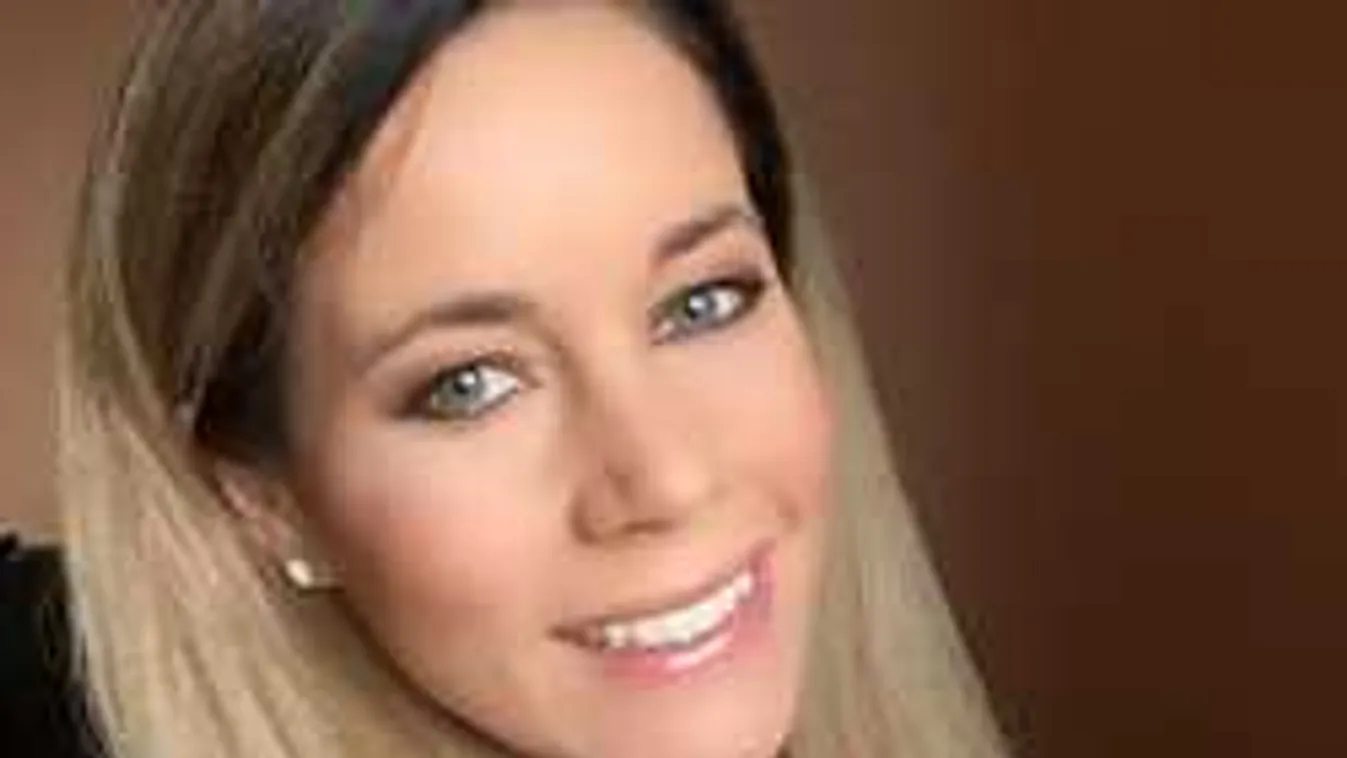 Ezt nézd: Hatalmasat villantott a nyílt utcán Baukó Éva