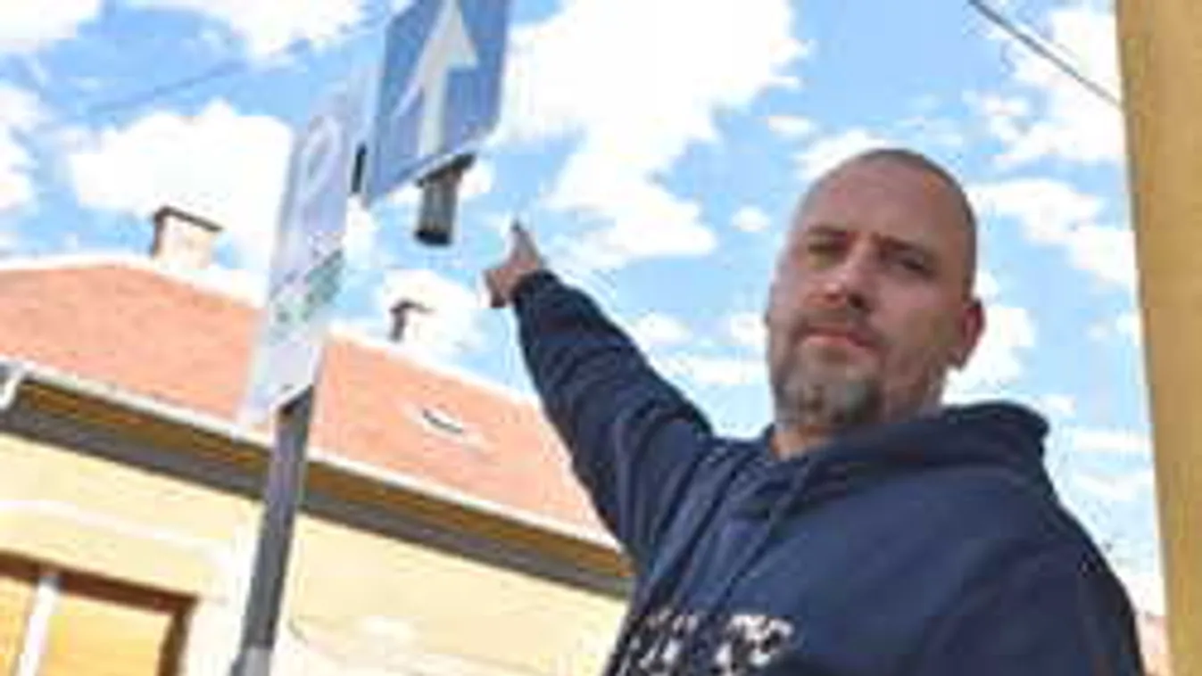 A biciklis hibázott, mégis a sofőr jogsiját veszik el