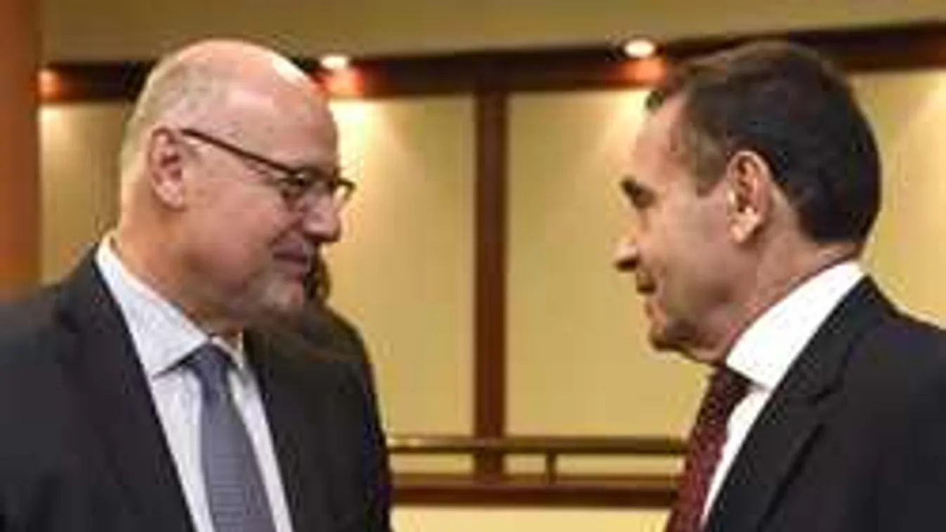 Újabb nyílt levél, Gyárfás Tamás vitára hívta az úszóelnököt