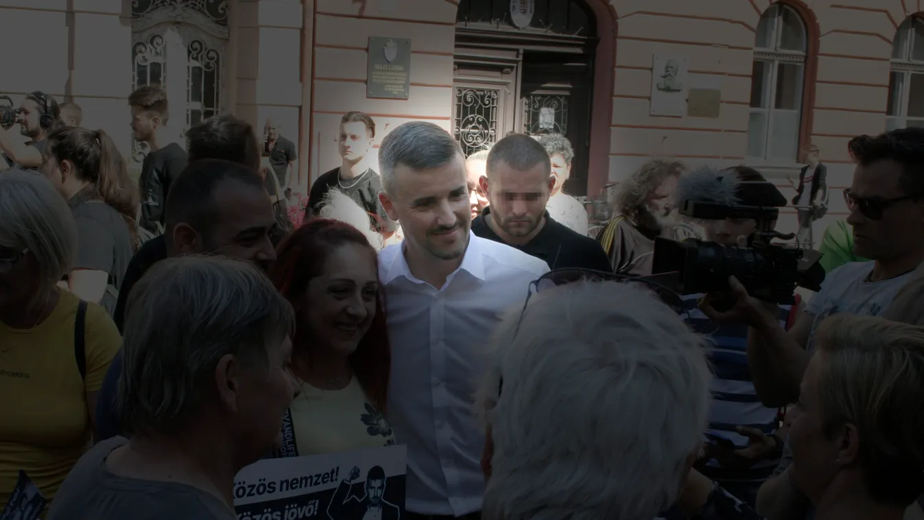 Jakab Péter hiába próbálja letagadni verekedő testőrét, a fotók bizonyítanak