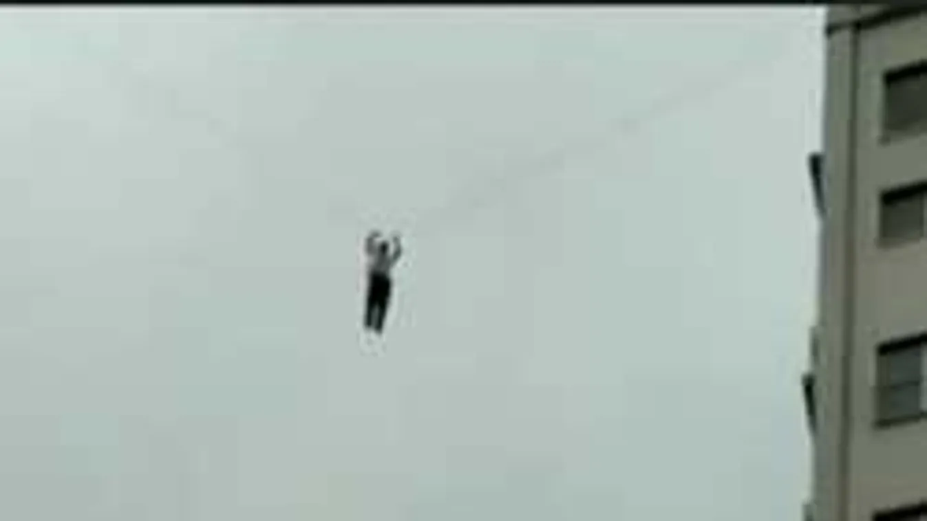 Nem akarta kifizetni a szállodai számláját, ezért a 19. emeletről távozott a vendég!