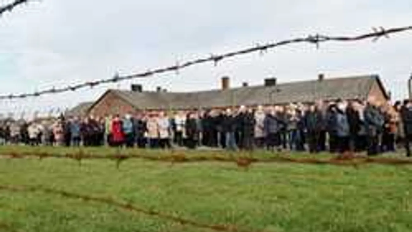 Antiszemituzmus ellen KZ-lágerlátogatást szerveznének migránsoknak