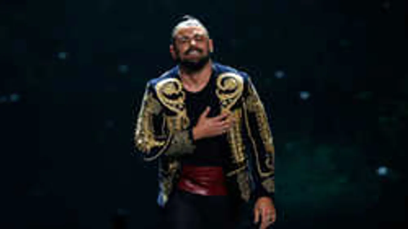 Világsztárt öltöztet Pápai Joci