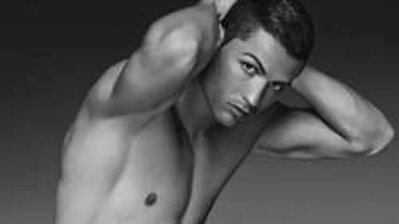 Ronaldo miliárdos csajjal flörtöl