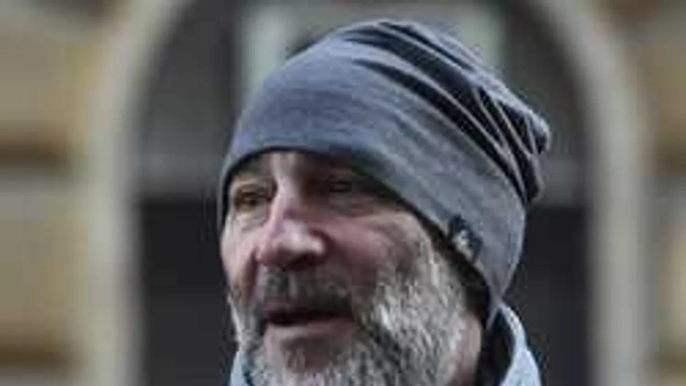 Felháborító: Így élnek vissza Kulka János nevével