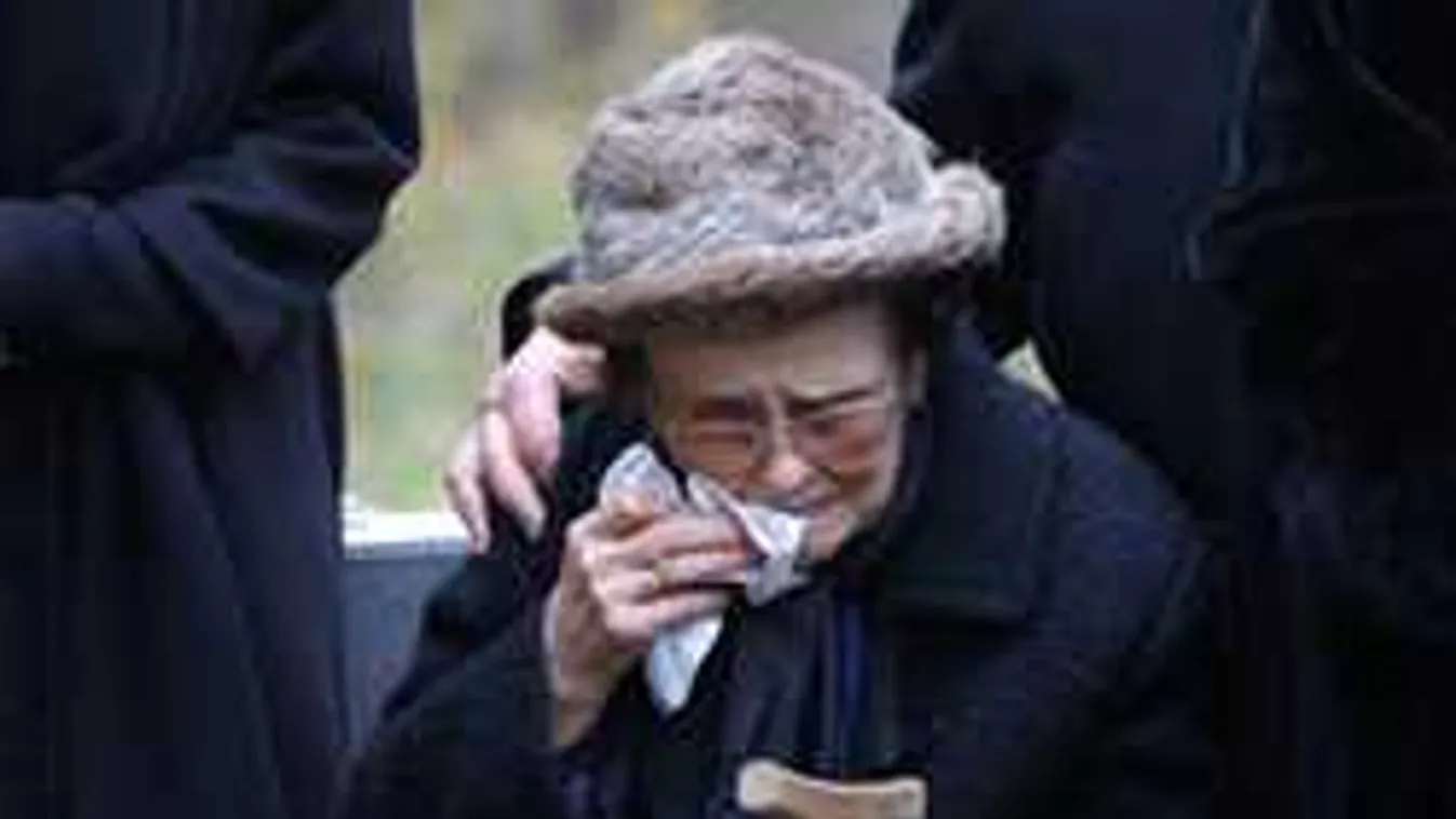 Som Lajos édesanyja: Újra kell temetni a fiam!