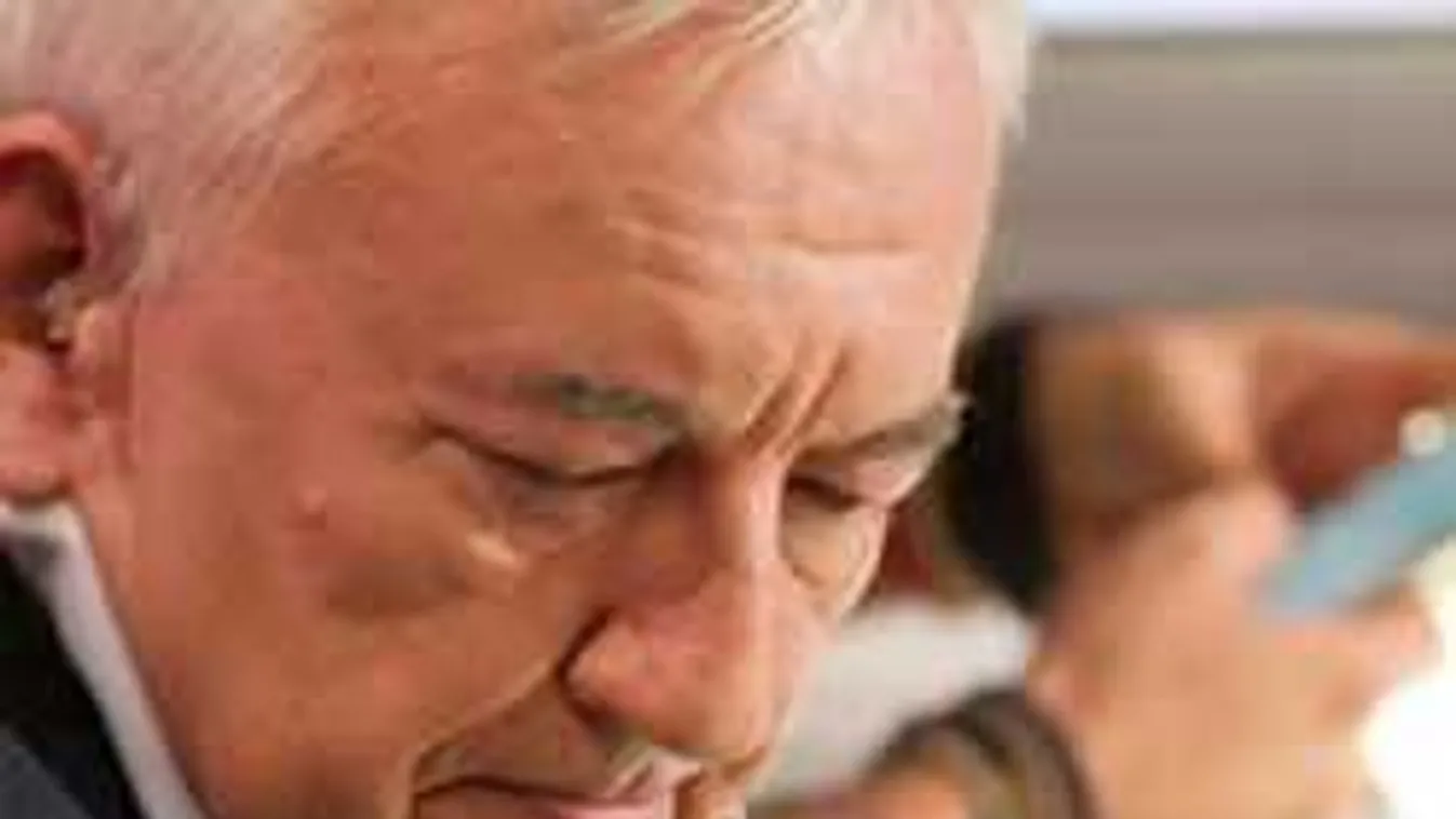 Egy nap alatt két új Havas Henrik-áldozat: az üzlettársát is perverz módon zaklatta