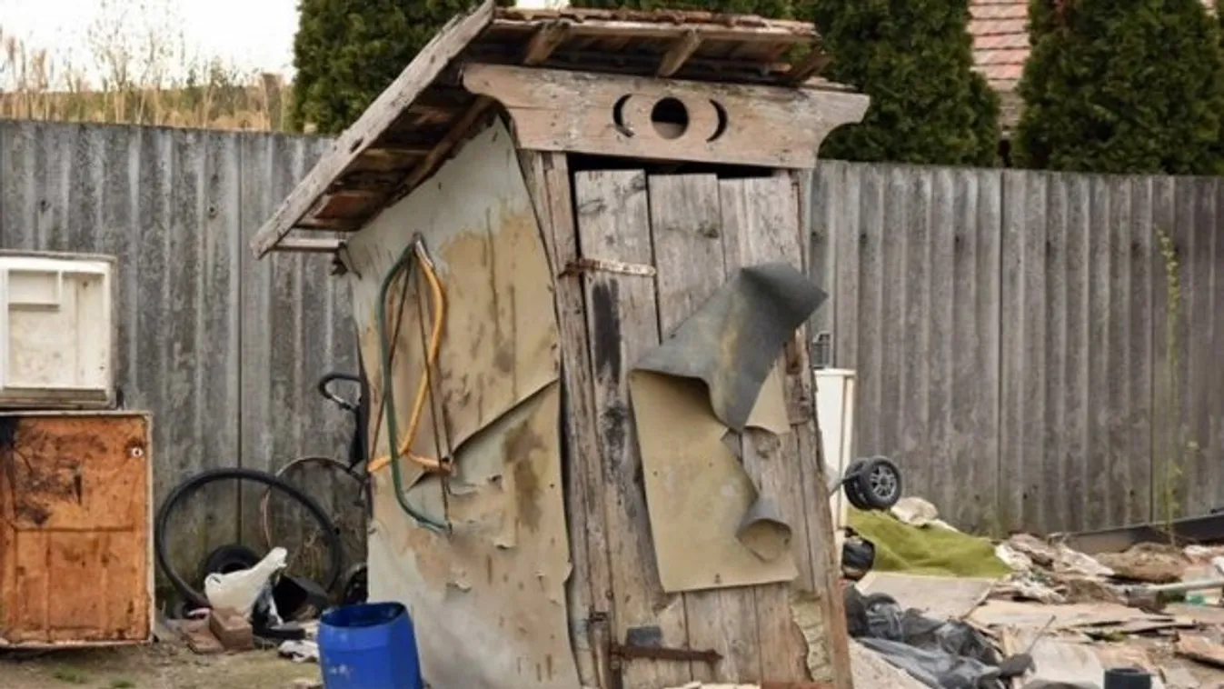 A vécében szülte meg gyerekét a tiszakécskei nő, szörnyű, mit művelt a babával +18