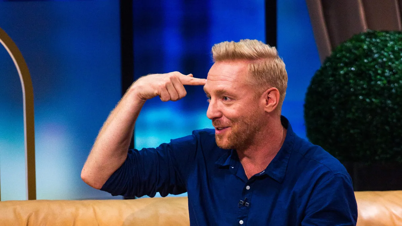 Öreg autója mentette meg Bereczki Zoltán és családja életét