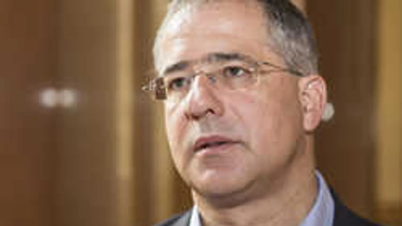 Kósa Lajos: Legyen a csendes gyászé a mai nap