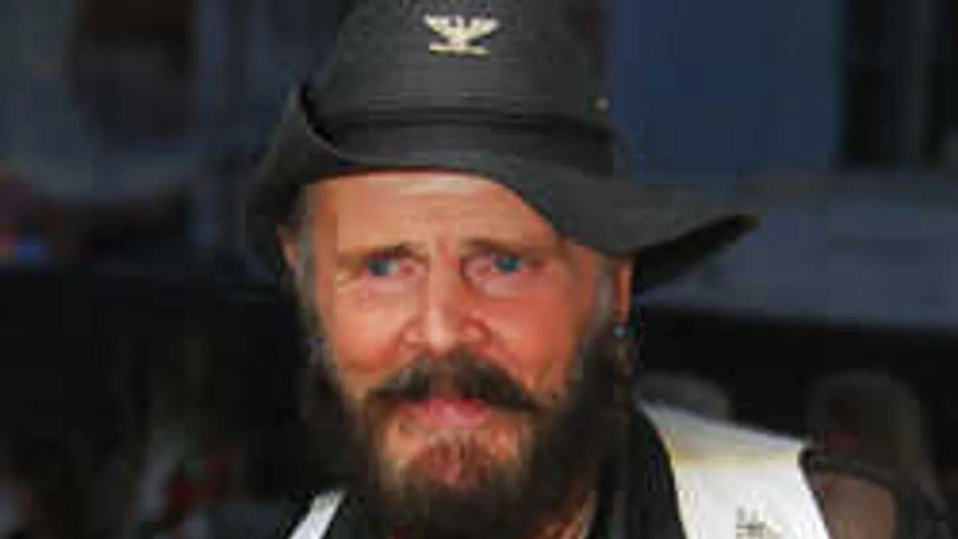 Drámai részletek: Kiderült, ki ápolta Som Lajost