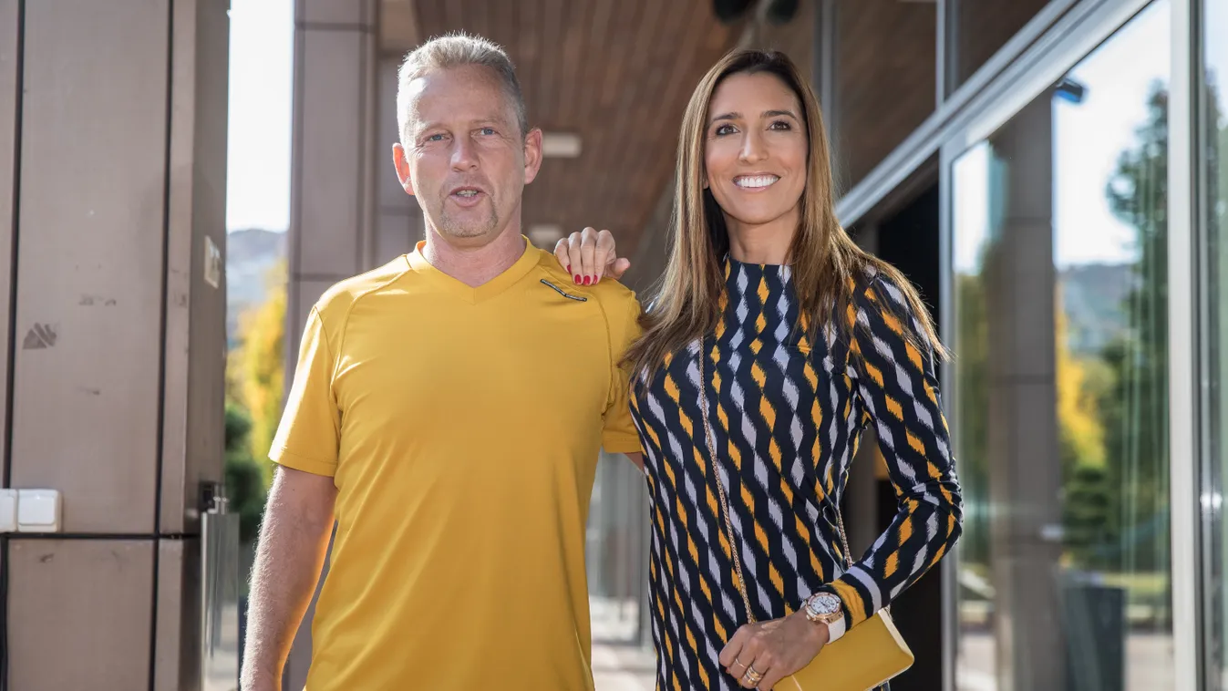 Schobert Norbi és Rubint Réka egyszerre kapták meg az oltást – Fotó