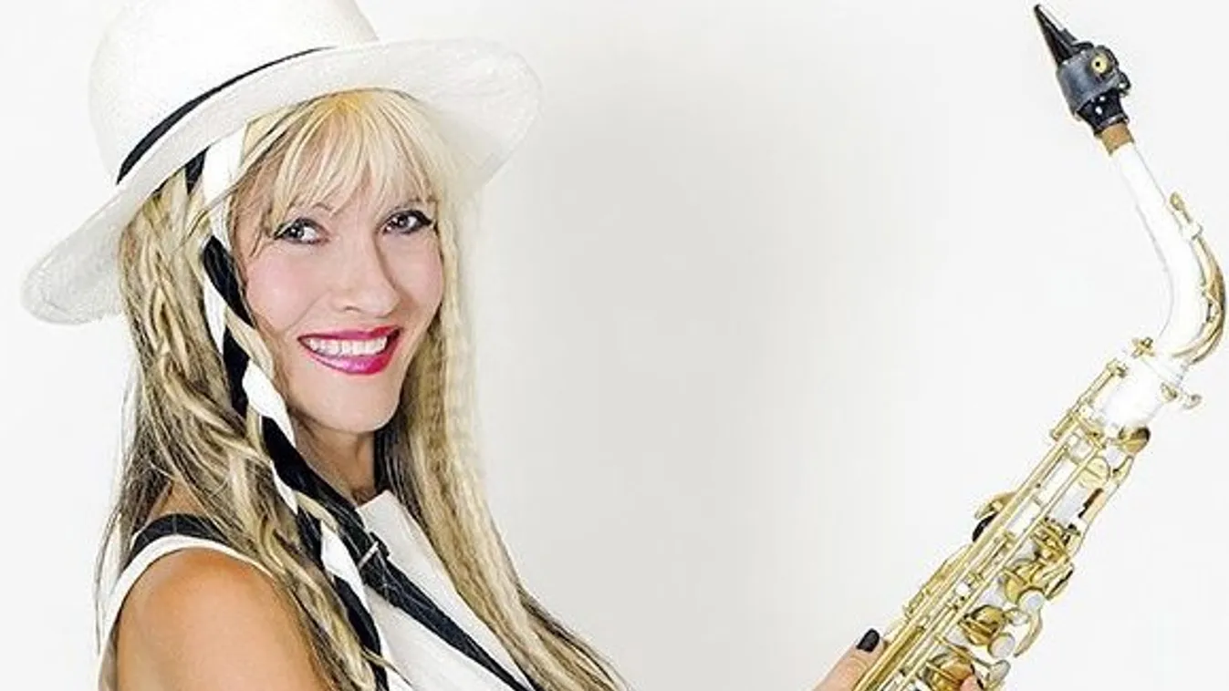 Súlyos betegség, megnémult a magyar énekesnő