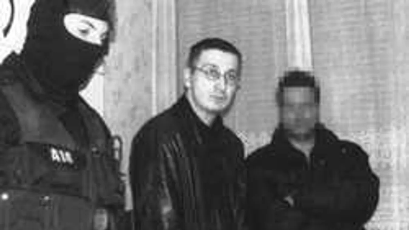 Könyvet írt az egyik főszereplő: ezen buktak meg a móri gyilkosok