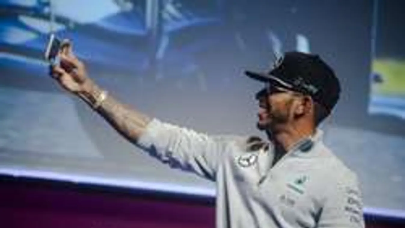 Hamilton kiborult: "Úgy bántak velem, mint a sz*rral!"