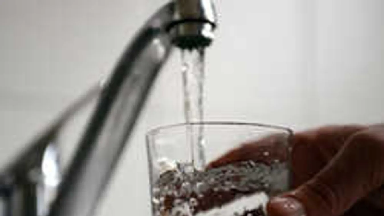 Mérgező az ivóvíz két magyar iskolában