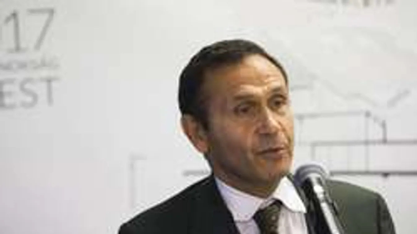 Nagy fordulatot vehet az úszóbotrány