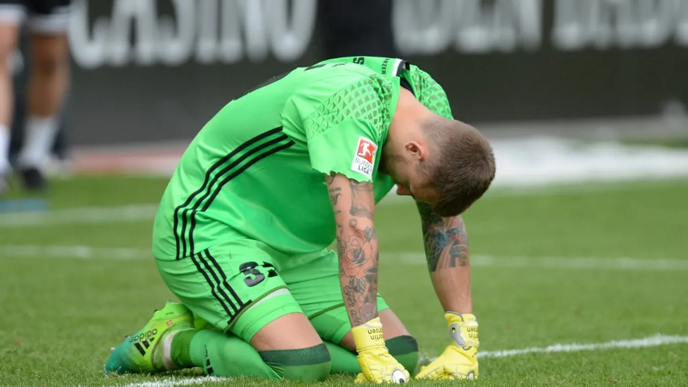 Martin Hansen óvalan volt a fűnyíró traktorján