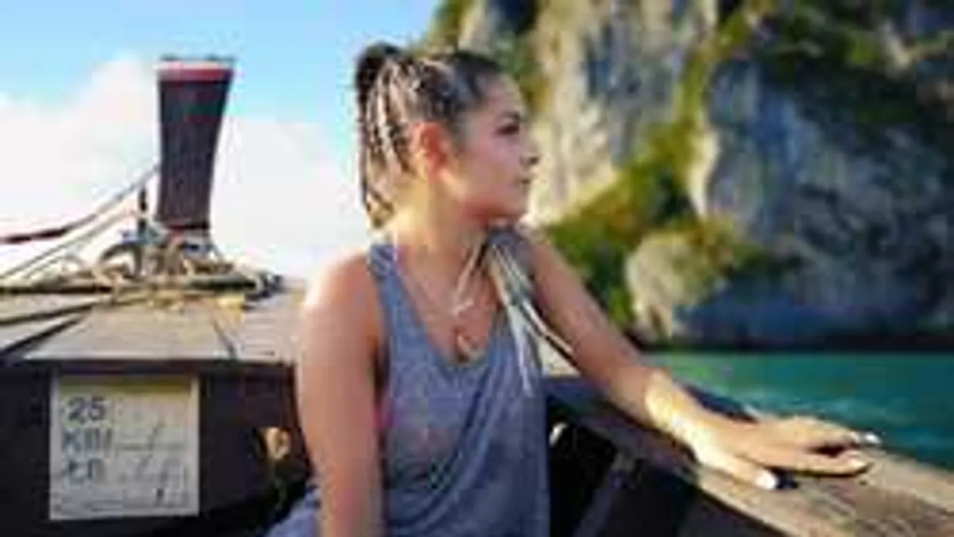 Zaklatója indított pert a magyar énekesnő családja ellen