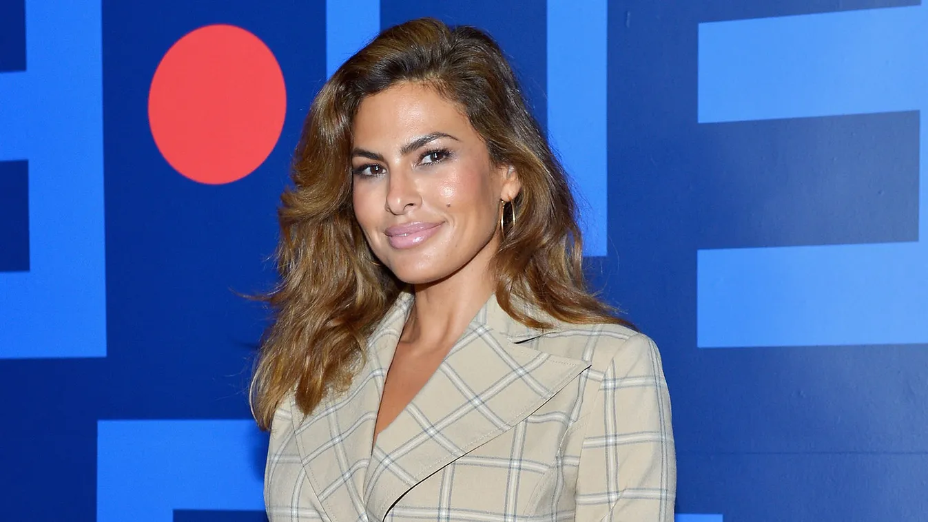 Eva Mendes for New York & Company Fall 2018 Runway Show
