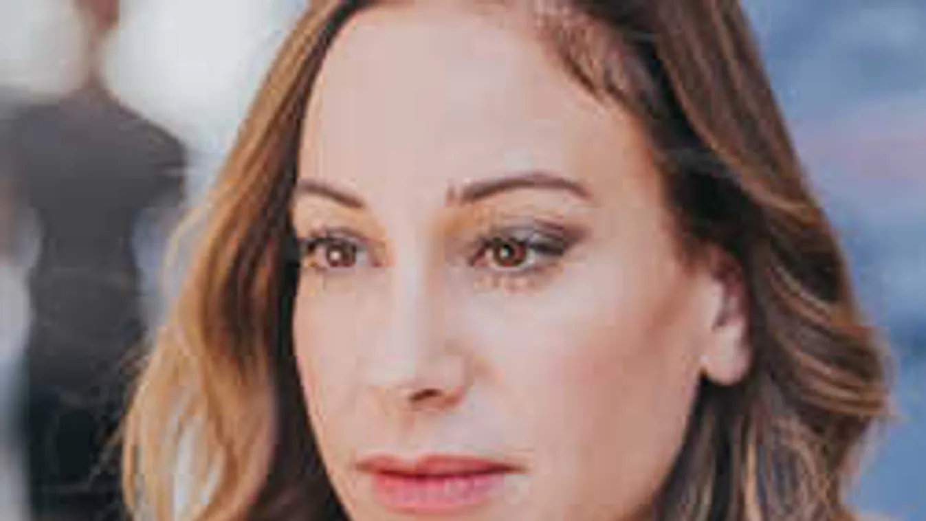 Szívszorító fotót osztott meg Andy Vajna temetéséről Vajna Tímea