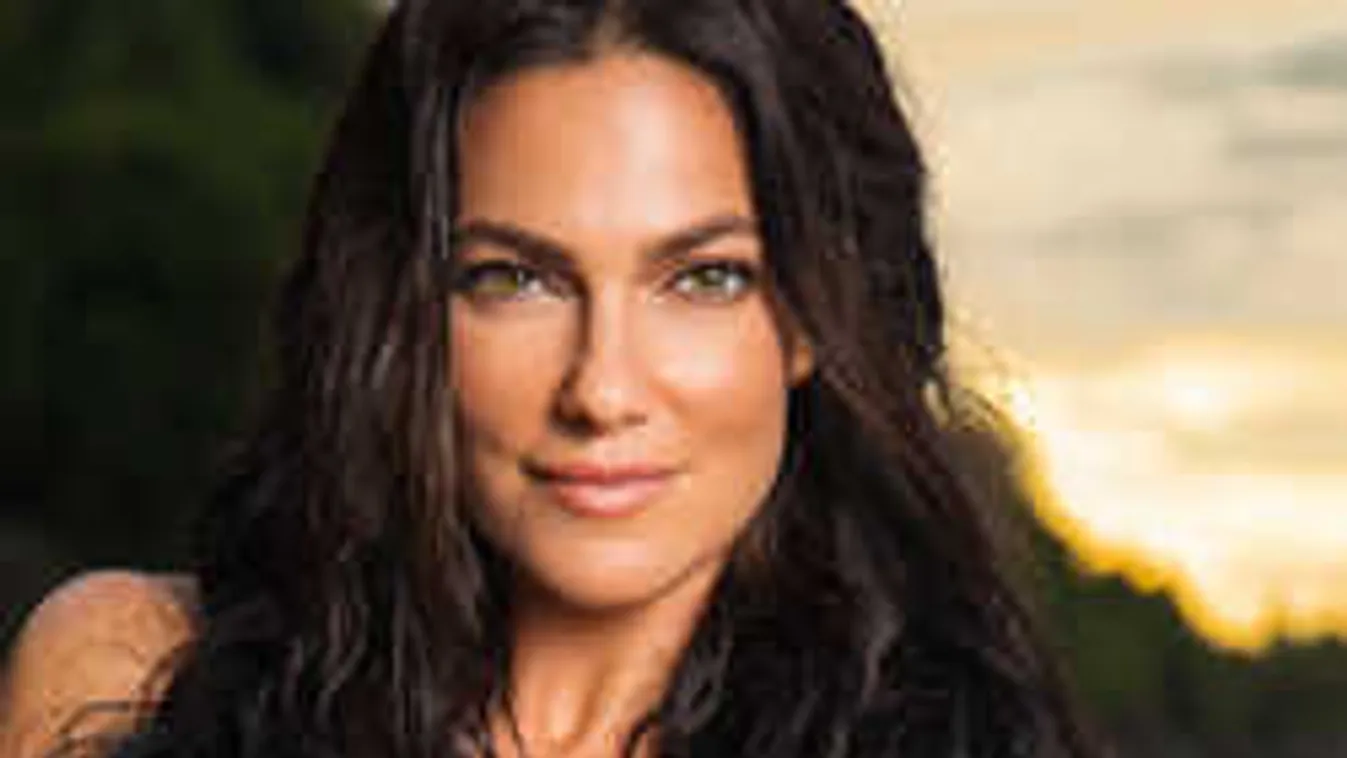 Lekapták őket: Így kényeztették a meztelen Bódi Sylvit