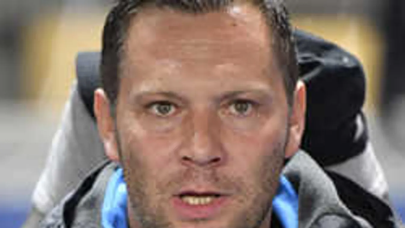 Tombolnak a Hertha szurkolói, Dárdai kirúgását követelik