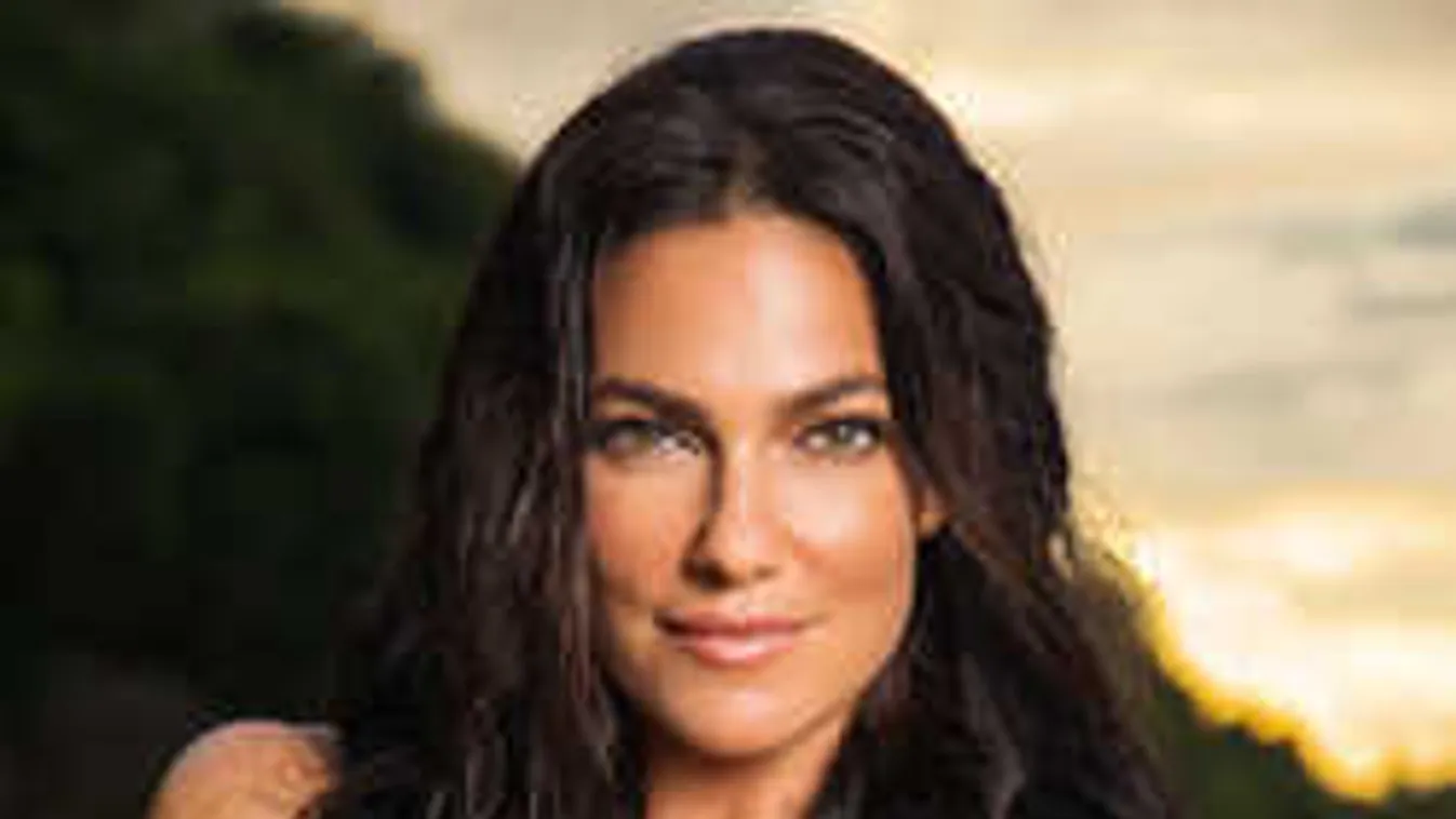 Bódi Sylvi cápákkal találkozott szörfözés közben, így élte túl