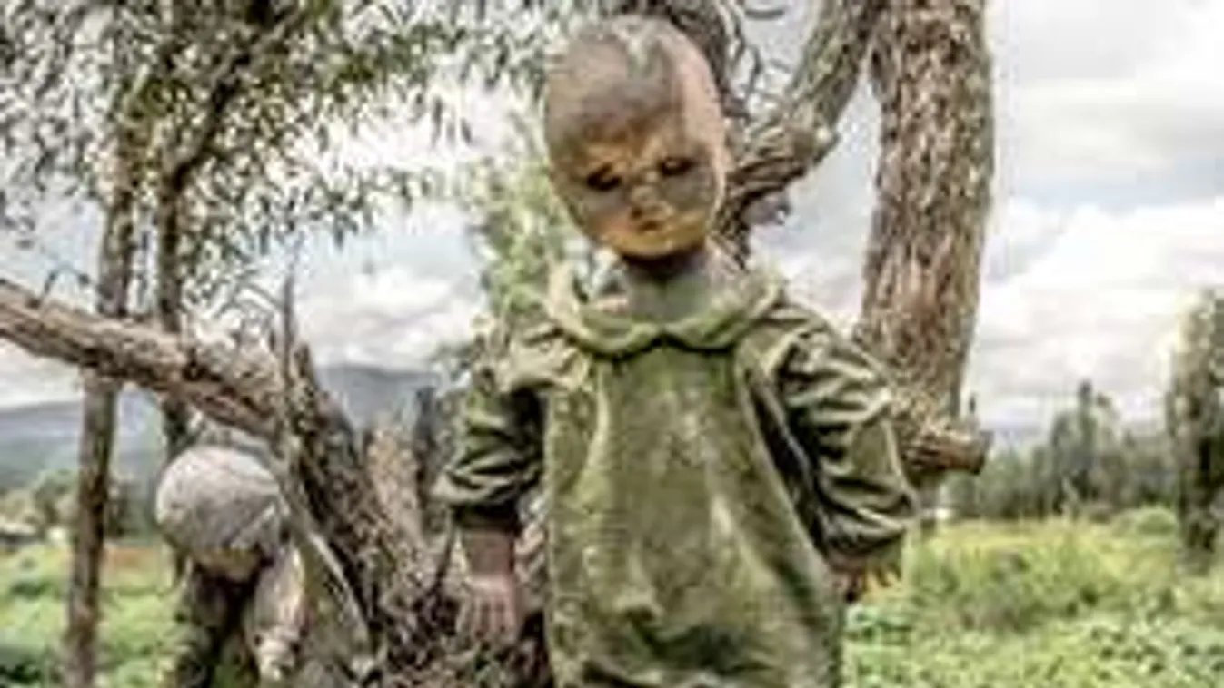 A csonkított babák temetőjét éjszakára lezárják