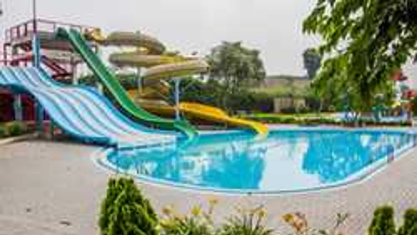 Agresszió és fenyegetőzés, idő előtt zárták be a népszerű strandot