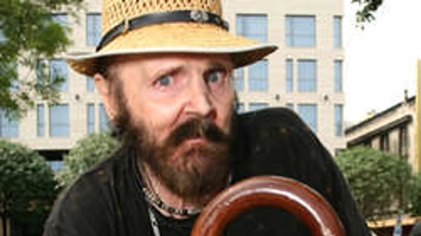 A nagy beismerés: Milliókat költött kokainra Som Lajos!