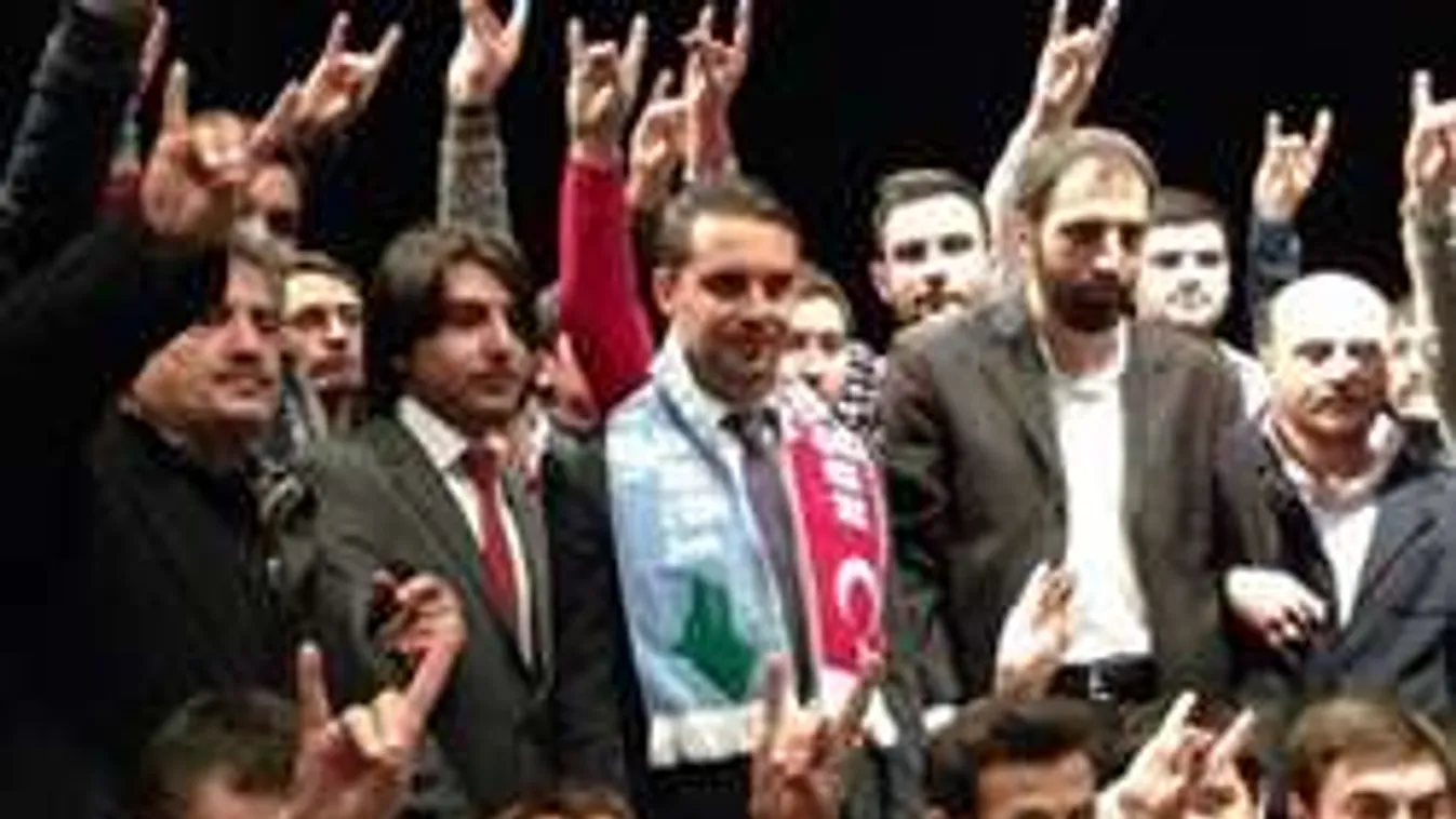 Fontos pert nyert a Ripost Vona Gáborral szemben!