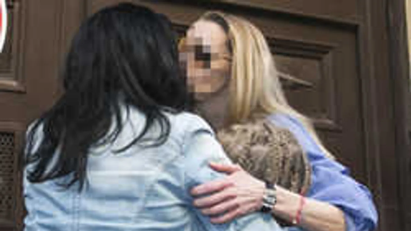 Komoly bajba kerülhet Rezesova a volt rabtársai miatt