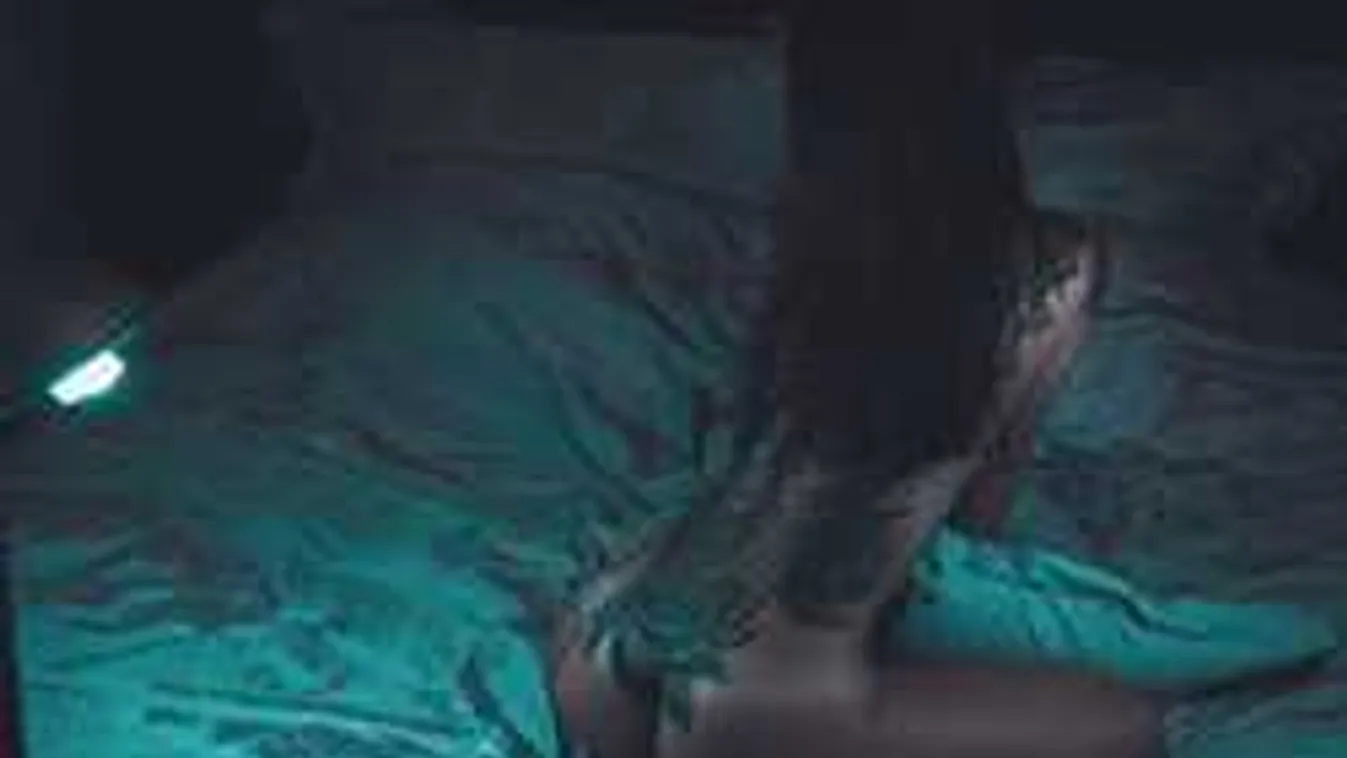 Orgazmusrávezetés, péniszkeményítés: döbbenetes módszert mutat ez a nő