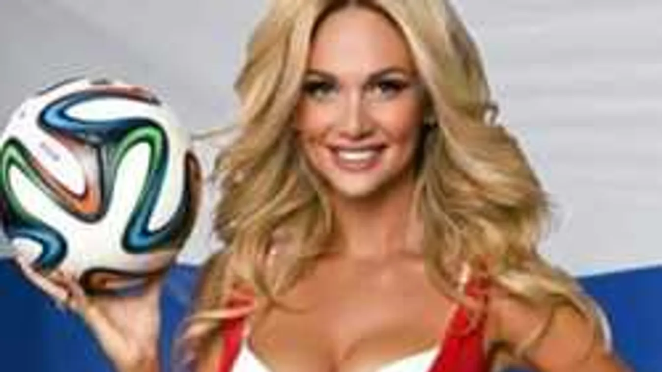 Pucér fotók bukkantak föl a formás mellű műsorvezetőnő múltjából