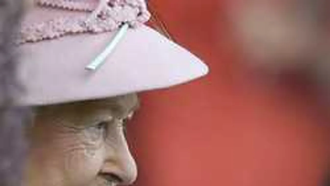 Hihetetlen, milyen arcot vágott II. Erzsébet a kínos jelenet láttán