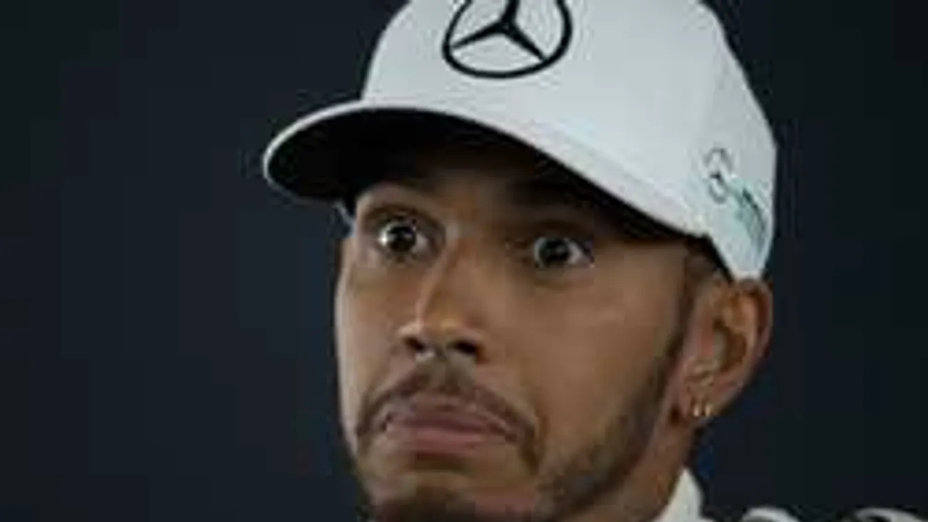 Háború dúl a Forma-1-ben, Hamilton is beszállt