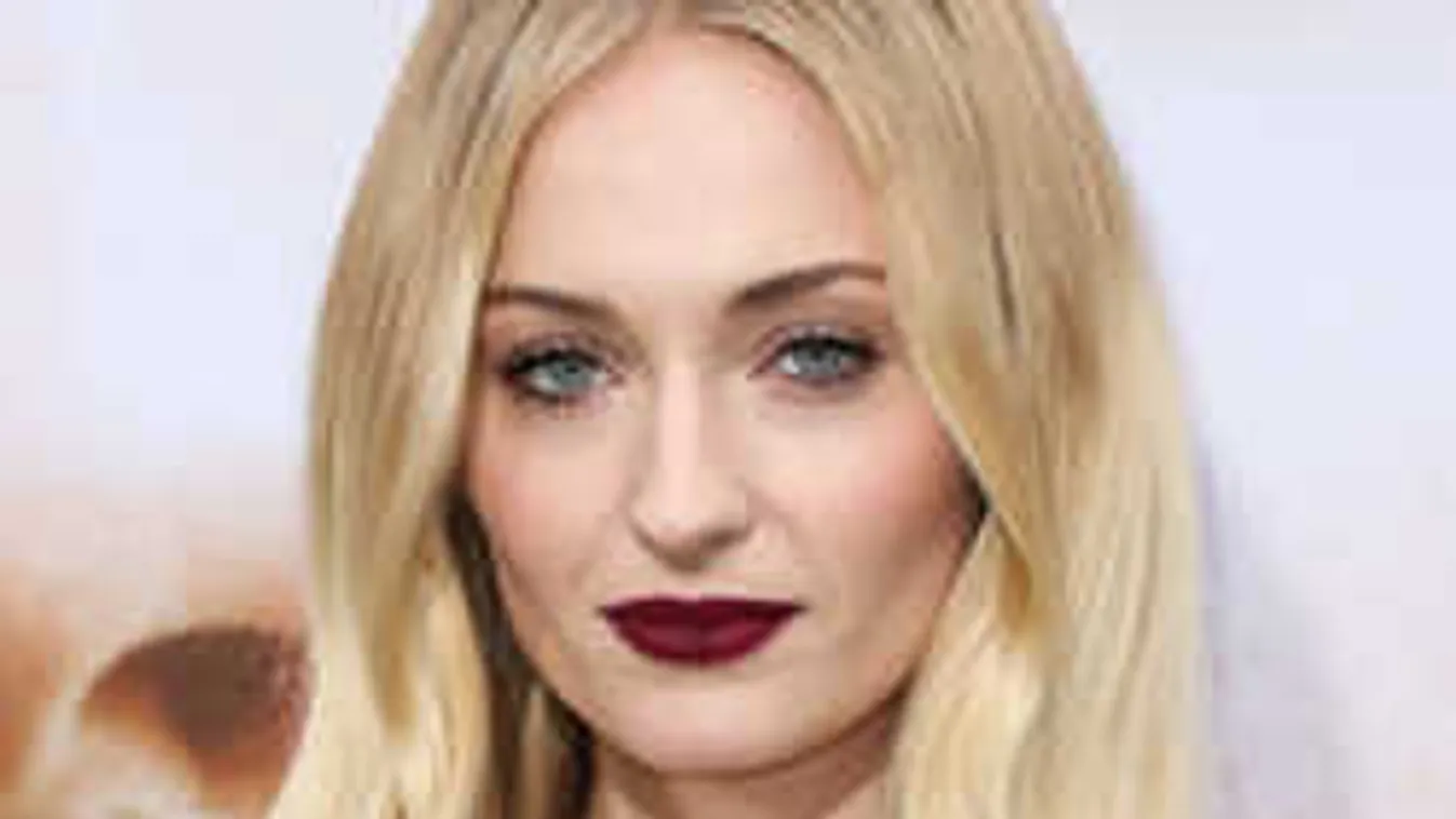 Szerinted van bugyi Sansa Starkon vagy nincs?