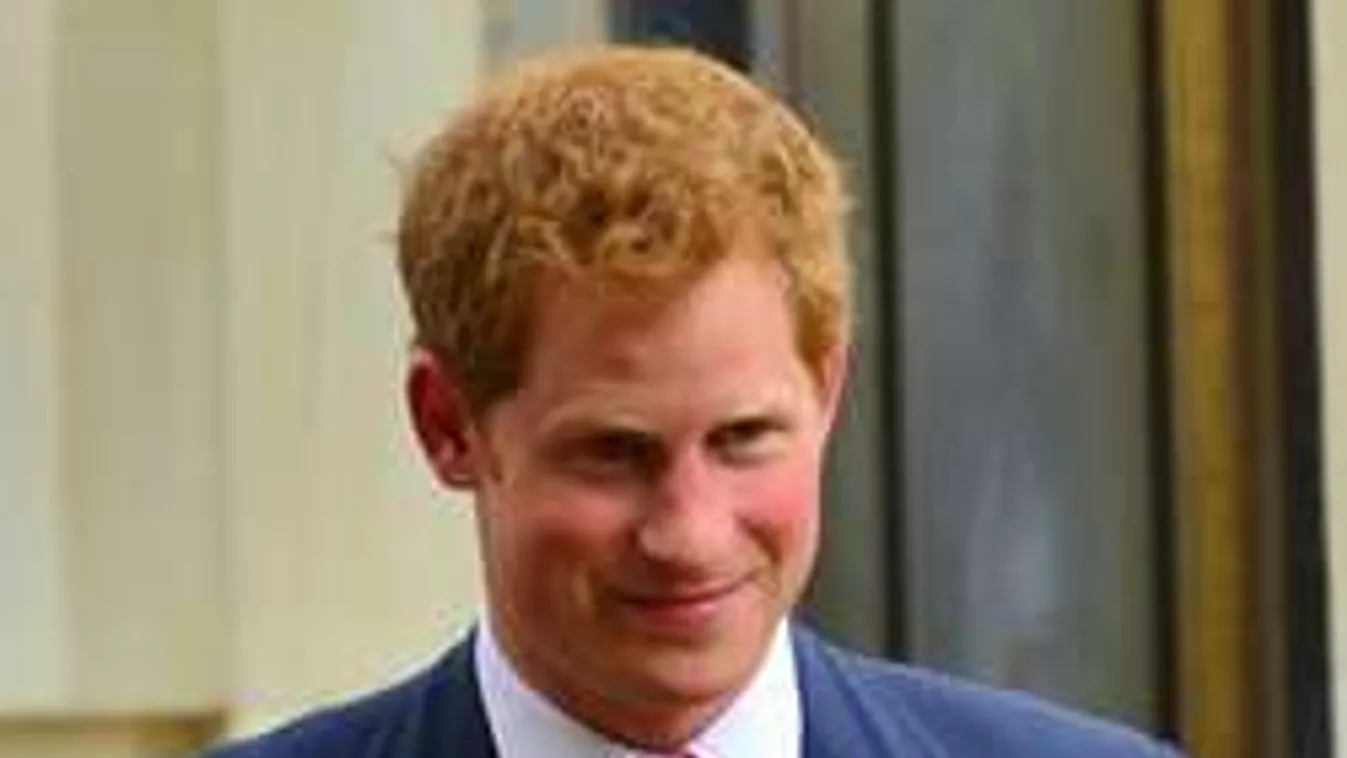 Lebukott: Egyszerre két nővel is viszonya volt Harry hercegnek