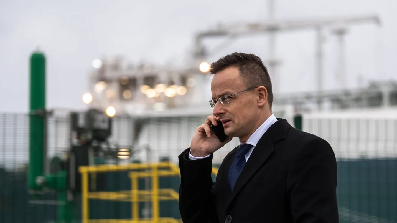 Szijjártó Péter bejelentette: ötmillió adag kínai oltóanyagot vásárol Magyarország