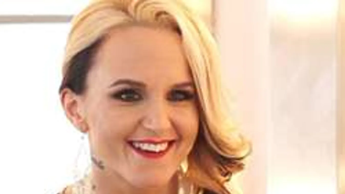 Stúdiót vásárolna Kollányi Zsuzsi